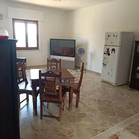 Aura Azzurra アパート *